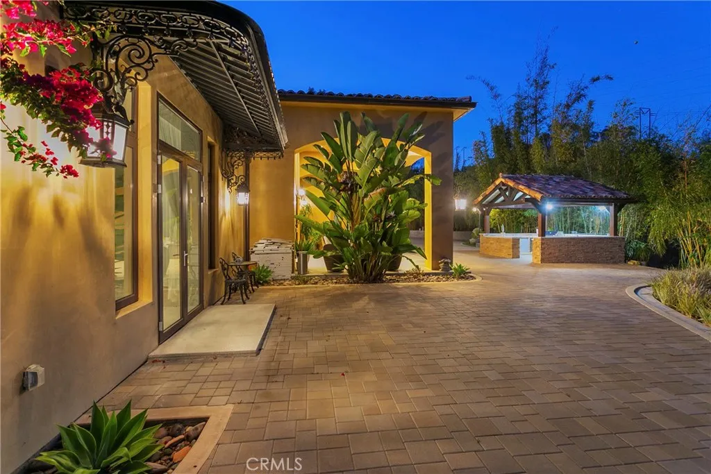 https://cdn.realtyfeed.com/cdn/127/306737686/65ab35cde4322e5a70e03766f46c1f5e.webp