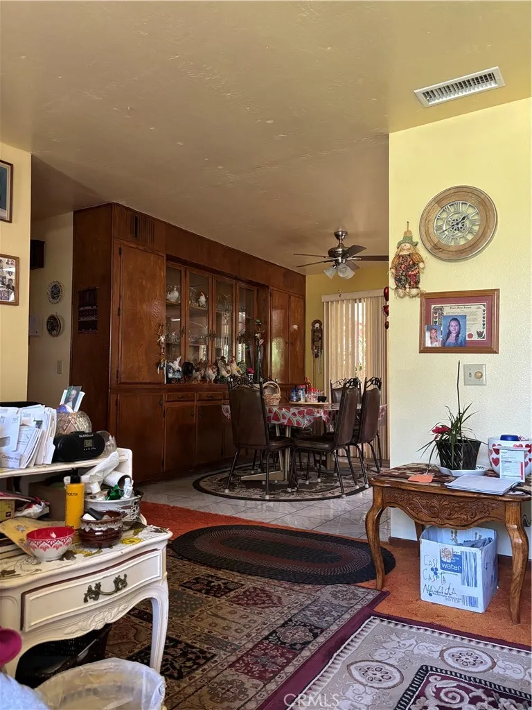 https://cdn.realtyfeed.com/cdn/127/306737699/dd7721bf85f6de1f448950bd7b5bcef1.webp
