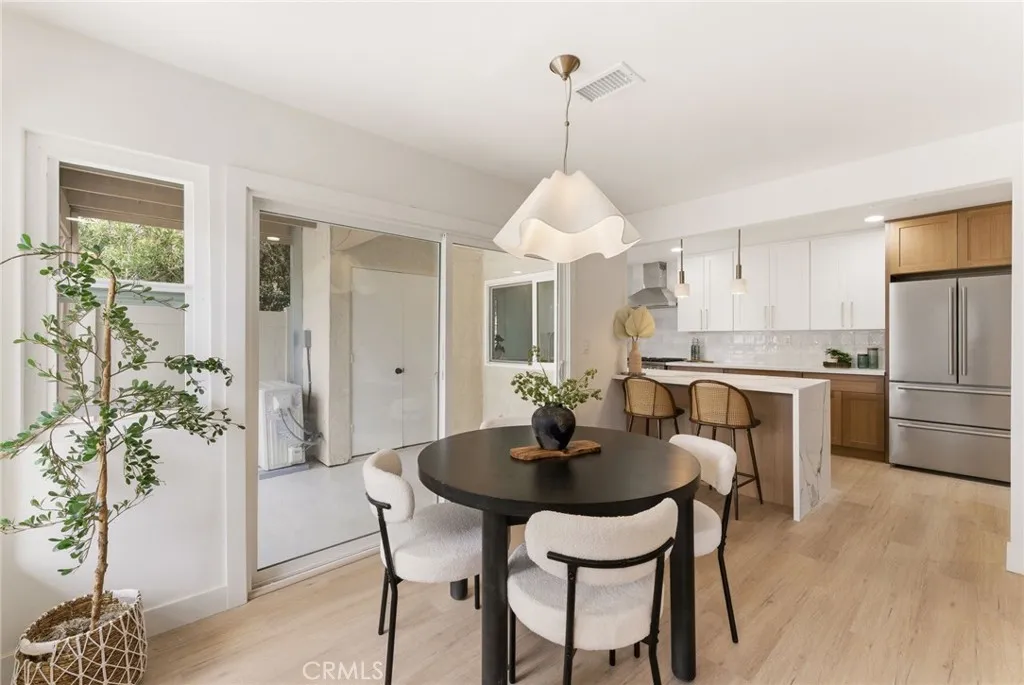 https://cdn.realtyfeed.com/cdn/127/306737712/82fd9d2b0212ec4a27c155cd23561b1e.webp