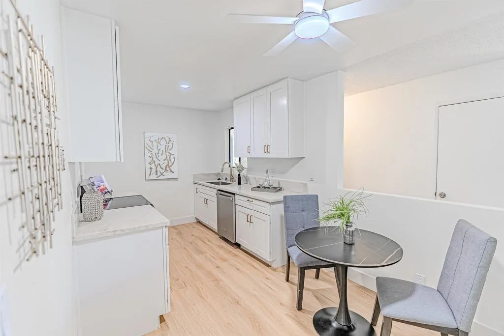 https://cdn.realtyfeed.com/cdn/127/306737715/9c6f3e1c7070b6b98c1dabe506633e5e.webp