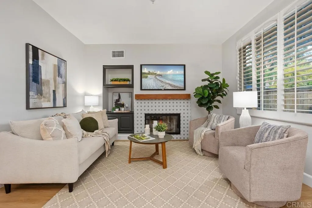 https://cdn.realtyfeed.com/cdn/127/306737750/6b7097fe0ad83ac0b3a077d8b75fdea8.webp