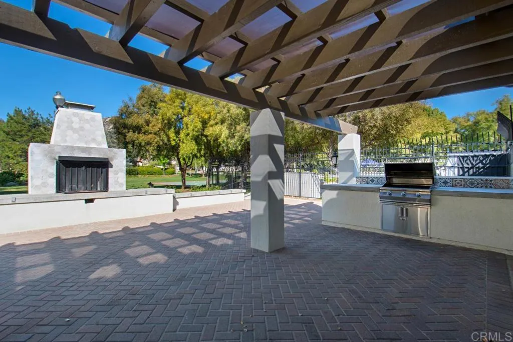 https://cdn.realtyfeed.com/cdn/127/306737750/6cfc0769b74bb4f346243ad890f72b4b.webp