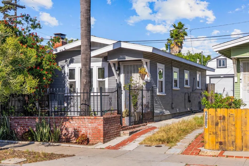 https://cdn.realtyfeed.com/cdn/127/306737788/1b7b603d5d475e97093238577941352d.webp