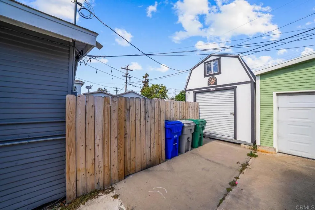 https://cdn.realtyfeed.com/cdn/127/306737788/98425038db3a6ee4ba3bc9bf6145c6f8.webp