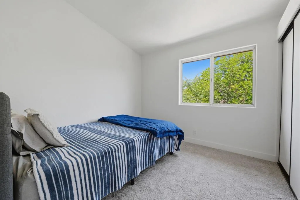 https://cdn.realtyfeed.com/cdn/127/306737808/1fe183575b865cca18e5f5b2966b191e.webp