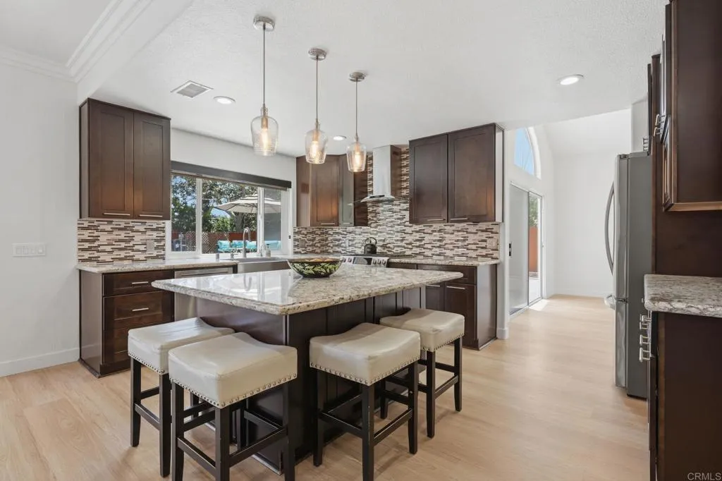 https://cdn.realtyfeed.com/cdn/127/306737808/42c4bdda70cd60455214bd58a43d4b0e.webp