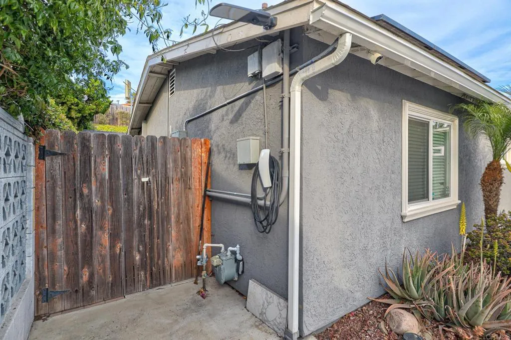 https://cdn.realtyfeed.com/cdn/127/306737828/ed226a3463b4a1349418dc497246504f.webp