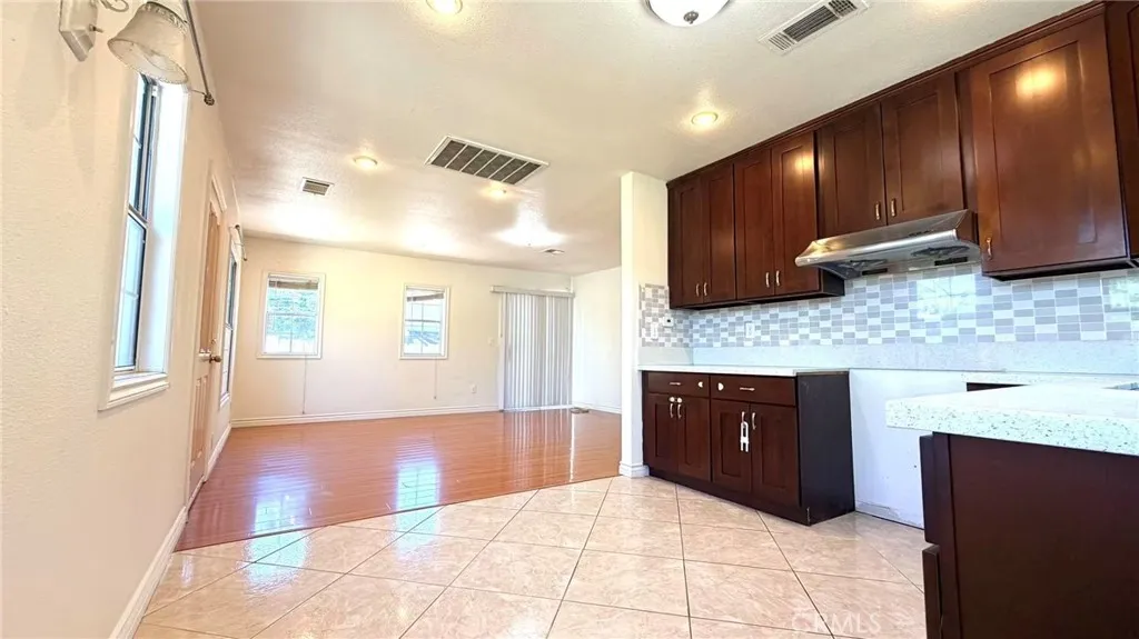11850 Basye, El Monte, CA 91732 - Photo 5 of 23, El Monte, CA