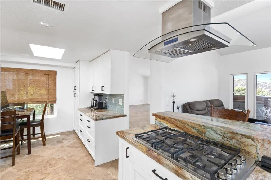 https://cdn.realtyfeed.com/cdn/127/306737838/61a0d4462c873b7556793a68c927429f.webp