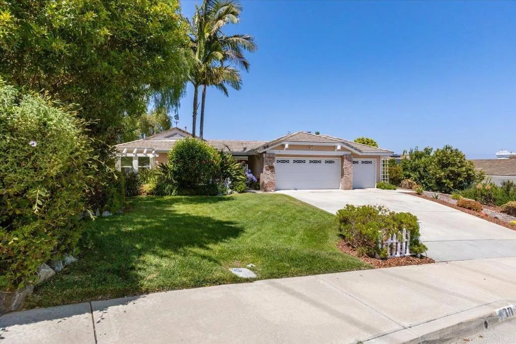 https://cdn.realtyfeed.com/cdn/127/306737838/7c178ab7bcd4625cbfc2f45d4a9b8b3d.webp