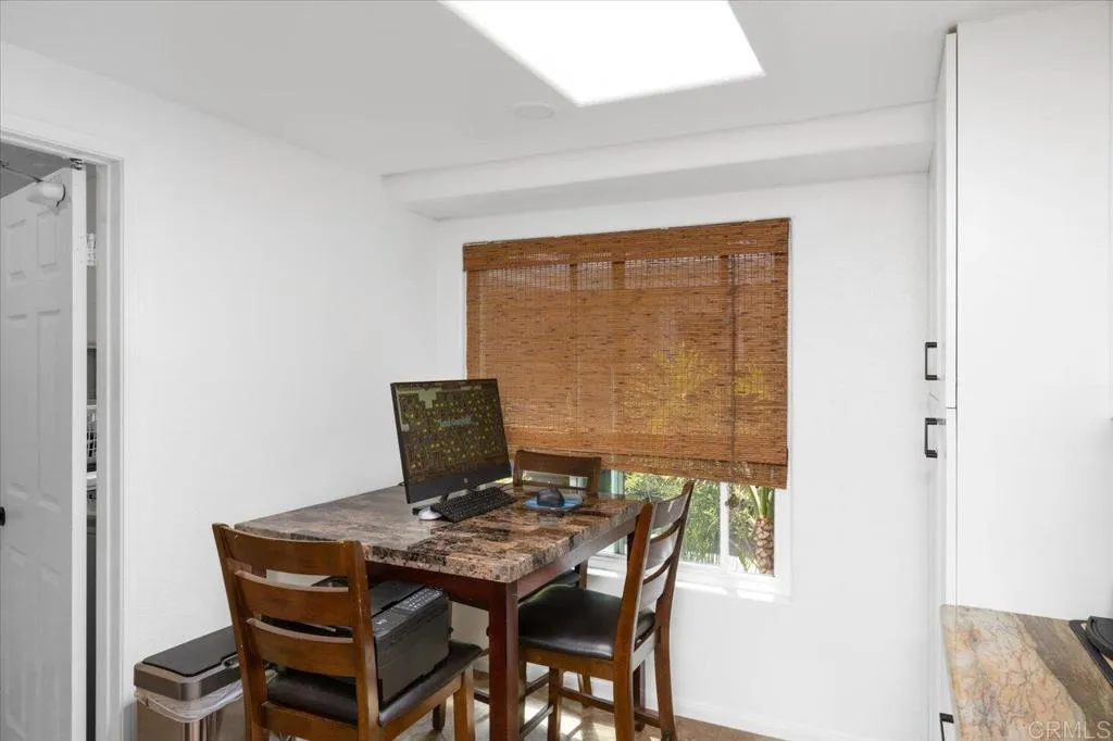 https://cdn.realtyfeed.com/cdn/127/306737838/ce73bd5c293be21dfc8bccfa039d26bc.webp