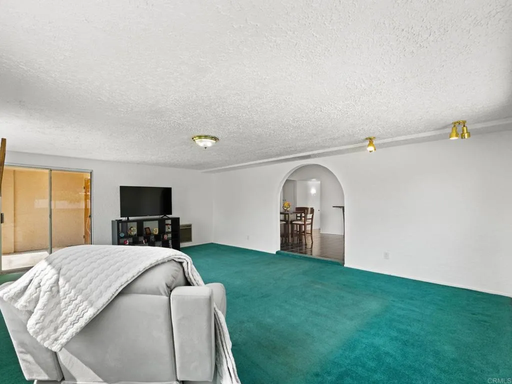 https://cdn.realtyfeed.com/cdn/127/306737855/978197111365d1013a1f39c02e39eef5.webp