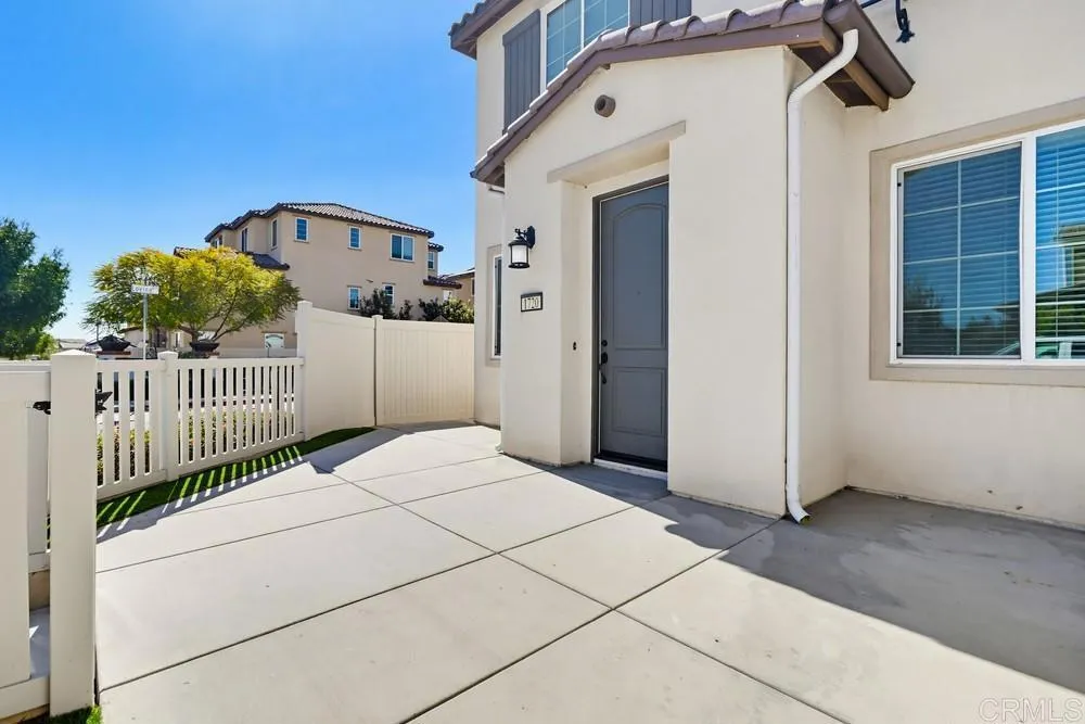 1720 Santa Ivy Ave, Chula Vista, CA 91913 - Photo 4 of 16, Chula Vista, CA