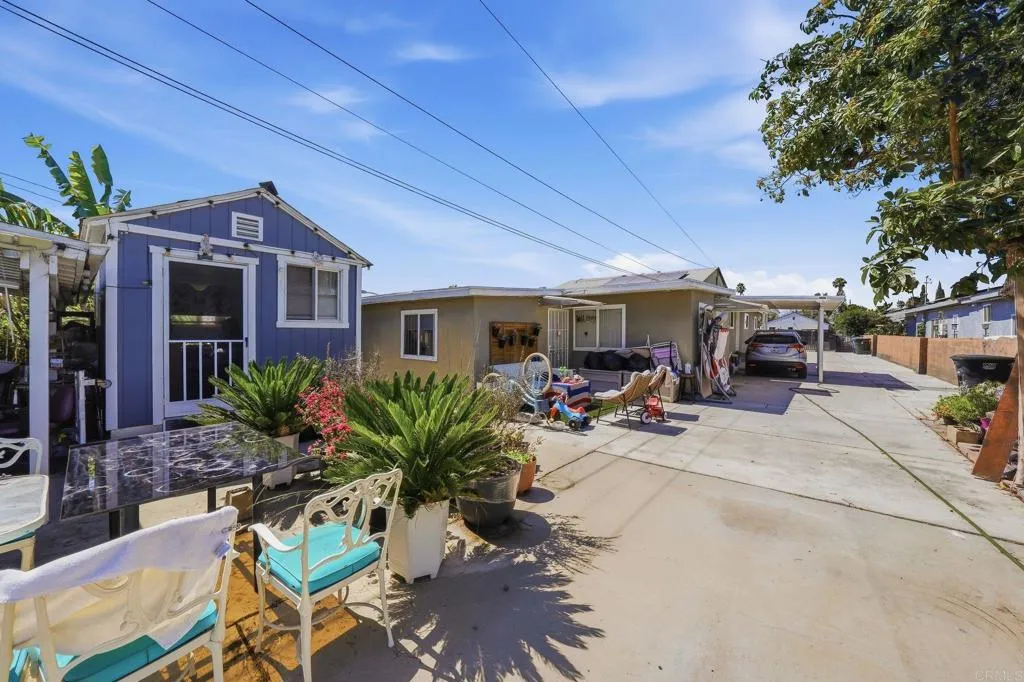 https://cdn.realtyfeed.com/cdn/127/306737907/3ae35396d75dca58fd2ac72ddedf6cc6.webp