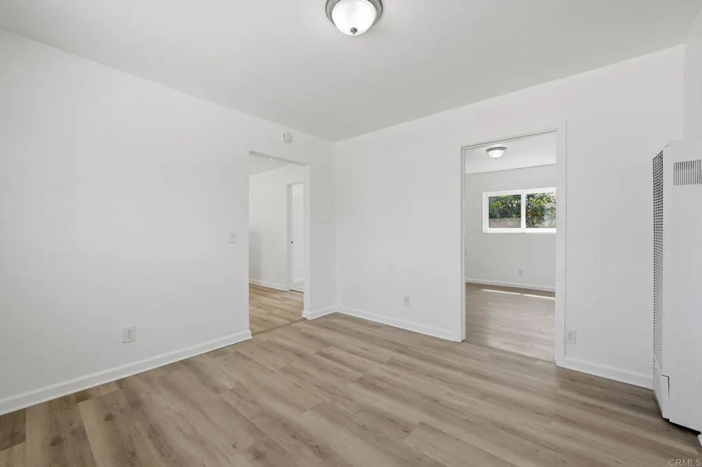 https://cdn.realtyfeed.com/cdn/127/306737907/526dd55108d63dd98bba95ccc7fdd9e8.webp