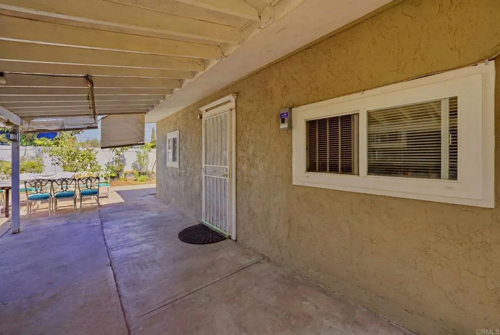 https://cdn.realtyfeed.com/cdn/127/306737907/8a299f3cadaaab8b2d93fa3631615f90.webp