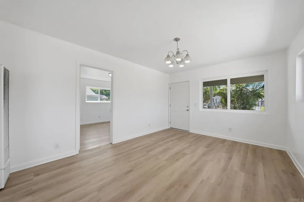 https://cdn.realtyfeed.com/cdn/127/306737907/8fdd894ccca5fc20045406c7aaf94701.webp