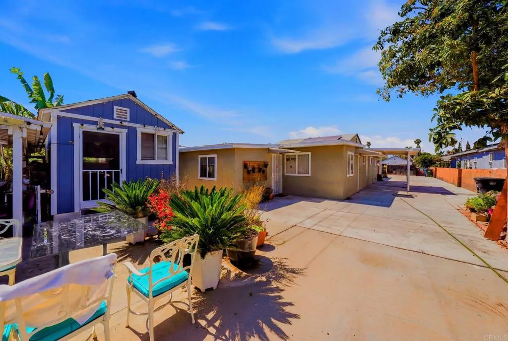https://cdn.realtyfeed.com/cdn/127/306737907/b6d5d891cfcee1641c4634d7d0d13ac3.webp