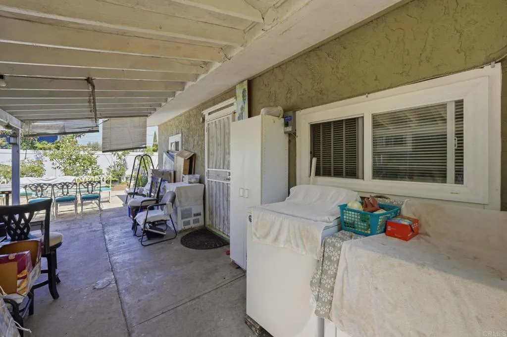 https://cdn.realtyfeed.com/cdn/127/306737907/ce2a8f0802dcb844c21578ee4921a492.webp