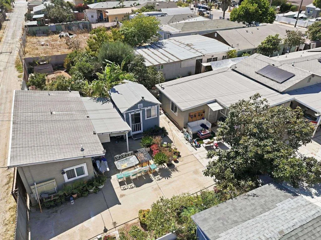 https://cdn.realtyfeed.com/cdn/127/306737907/d239c34d626619623e87bba36b390ee2.webp