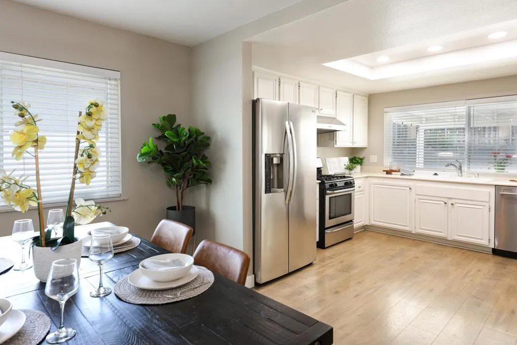 https://cdn.realtyfeed.com/cdn/127/306737908/1b8c2203ba79ada5a1f234df85851e43.webp