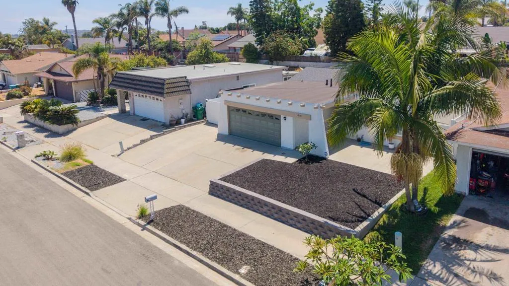 https://cdn.realtyfeed.com/cdn/127/306737908/3d5e7d6e364b5583439af3213cee4efa.webp