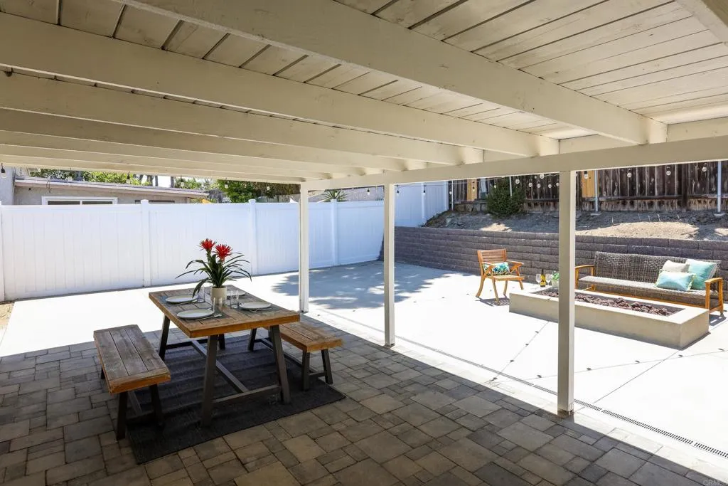 https://cdn.realtyfeed.com/cdn/127/306737908/4fa9d68cffaa098bc66aba2b9e187e30.webp
