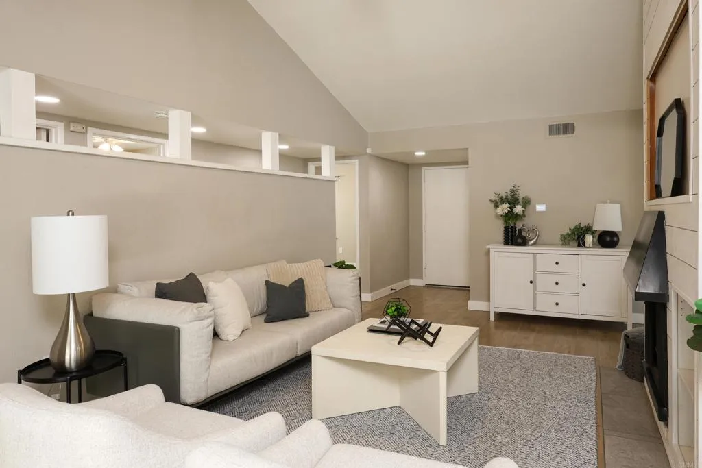 https://cdn.realtyfeed.com/cdn/127/306737908/a04629f3375468fc78cd3debf7acf60e.webp