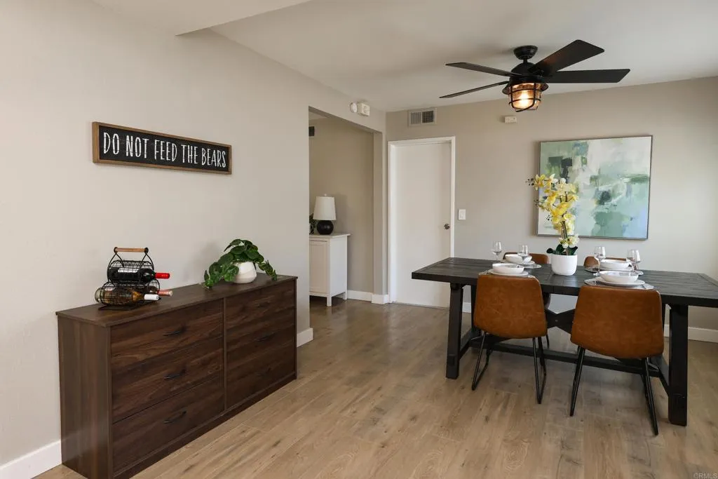 https://cdn.realtyfeed.com/cdn/127/306737908/b71a057b42f0a6c1e9f346a94cdcbf73.webp