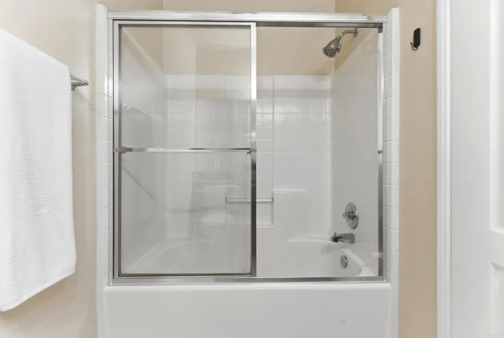 https://cdn.realtyfeed.com/cdn/127/306737938/2841cdc20f89239f07547747e866d77c.webp