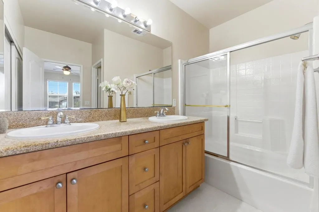 https://cdn.realtyfeed.com/cdn/127/306737938/5b34e0fa41b34b0de885f194149fd5dc.webp
