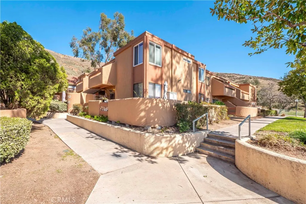 San Bernardino, CA 92405