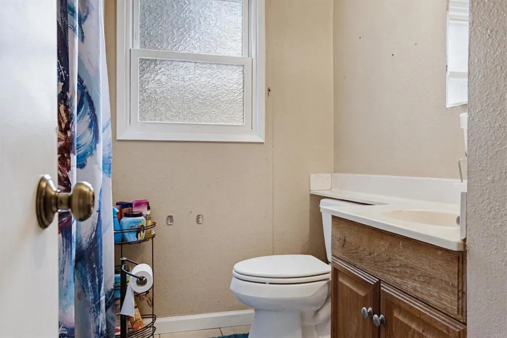 https://cdn.realtyfeed.com/cdn/127/306738041/2d923d1b4e4fef91c582df8ea7f4a15d.webp