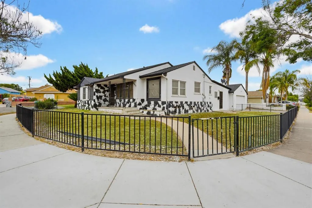 https://cdn.realtyfeed.com/cdn/127/306738041/5a52a18f887c8ca4f69c72d997d3efaa.webp