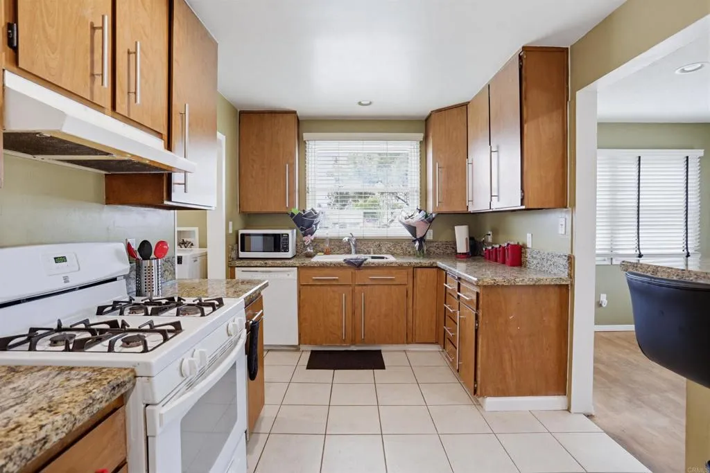 https://cdn.realtyfeed.com/cdn/127/306738041/6cd40910a4bda6caec85f306fde2032f.webp