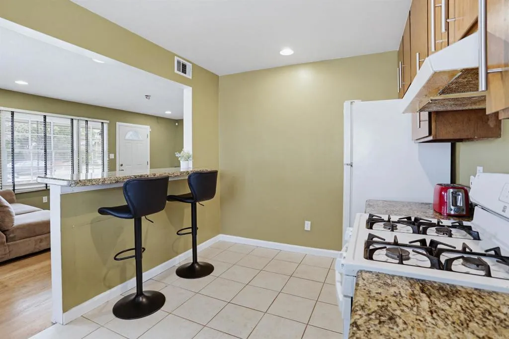 https://cdn.realtyfeed.com/cdn/127/306738041/79ed4e4a0b739ad035ae2b9dd4a9da9d.webp