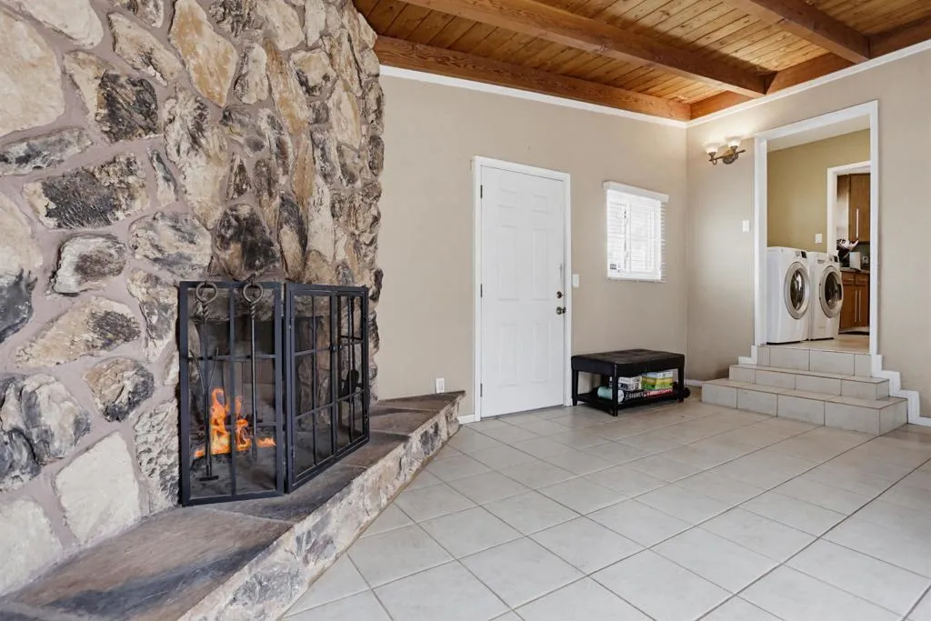 https://cdn.realtyfeed.com/cdn/127/306738041/a728c4db64d5070f121b48324ac63d75.webp