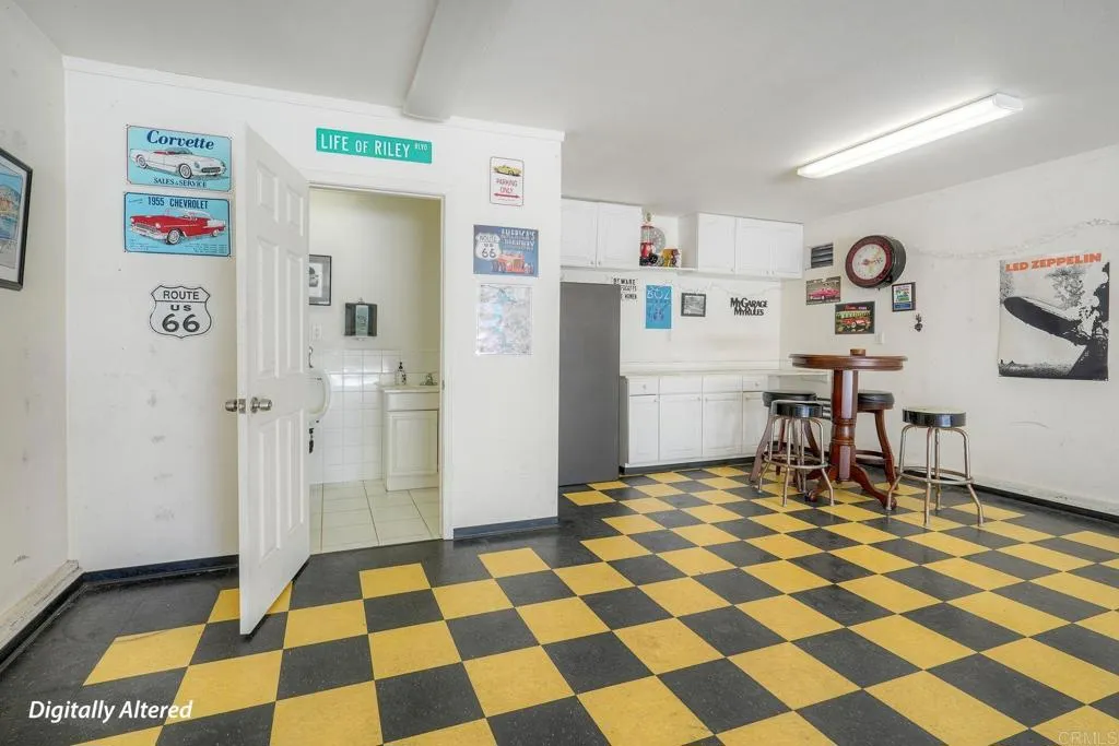 https://cdn.realtyfeed.com/cdn/127/306738088/55522ac8d7b4e4293ecf454de1c4f85b.webp