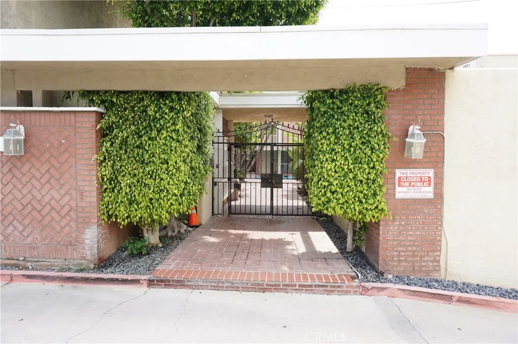 4610 Densmore Avenue, Encino, CA 91436 - Photo 2 of 66, Encino, CA