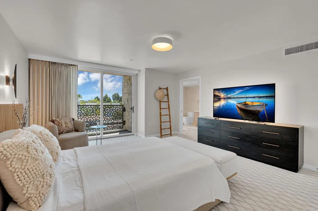 https://cdn.realtyfeed.com/cdn/127/306738232/1ff988154550151e7b902bcef73e857a.webp