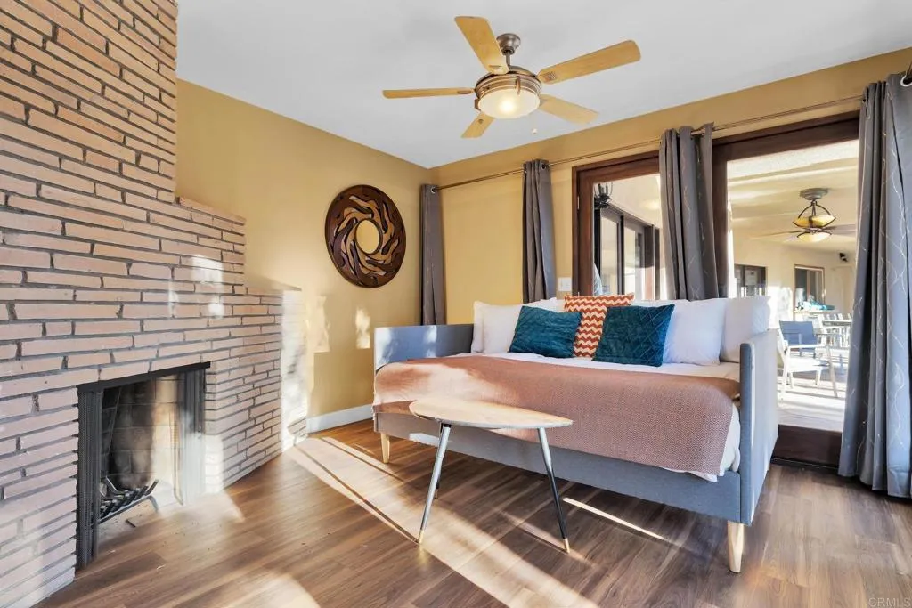 https://cdn.realtyfeed.com/cdn/127/306738247/78ad51b807e1aa315255598cb9160f84.webp