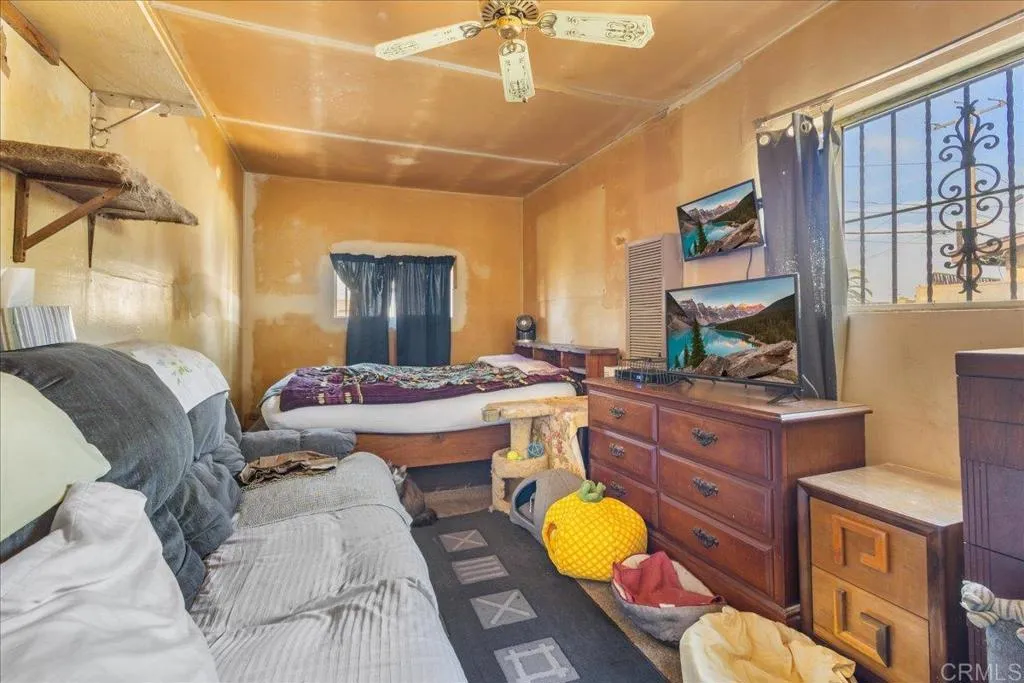 https://cdn.realtyfeed.com/cdn/127/306738284/b8218a539622d08bb0ce19f1244768d8.webp