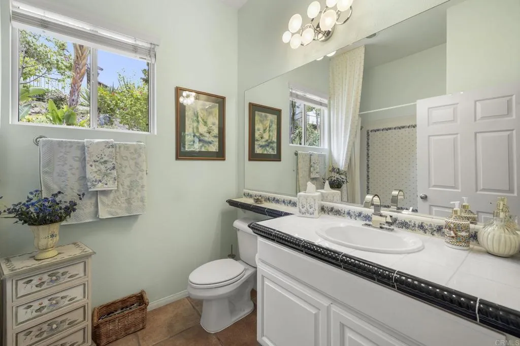 https://cdn.realtyfeed.com/cdn/127/306738307/802ff1c5a5497d5eccf7e4f0295461d2.webp
