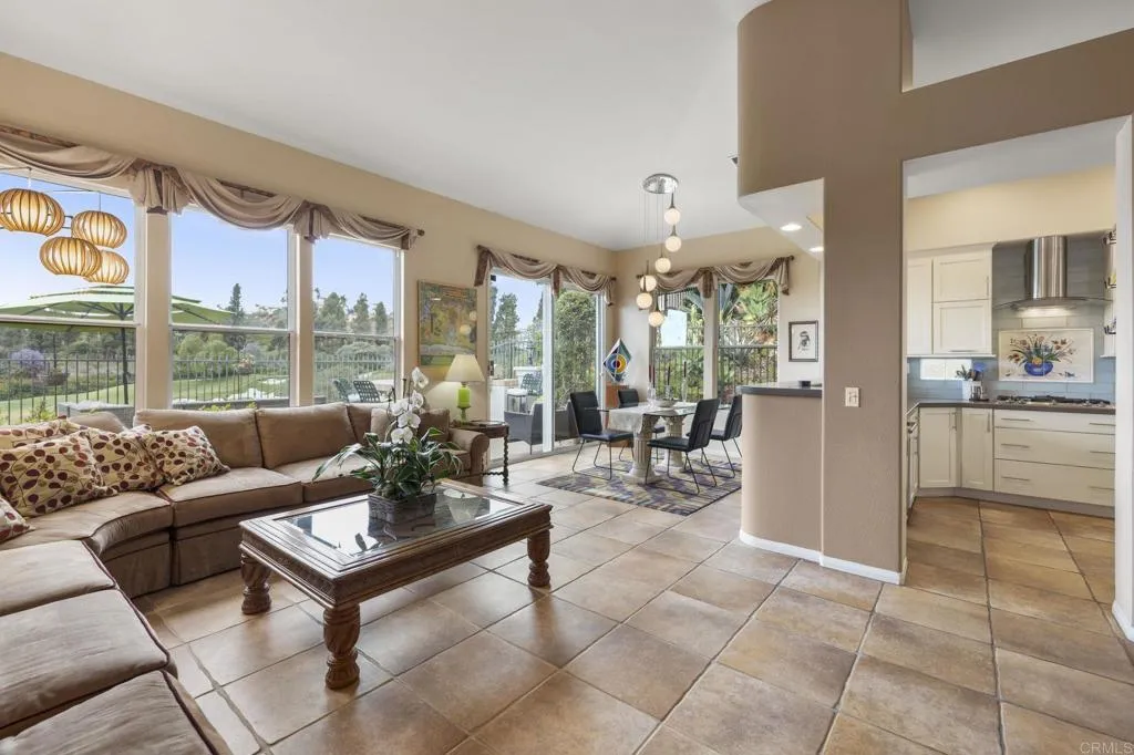 https://cdn.realtyfeed.com/cdn/127/306738307/b46f55a549277154ee26631043199f38.webp