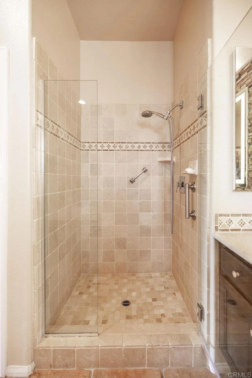https://cdn.realtyfeed.com/cdn/127/306738307/d33785b046e1a302704196bd502d5f3b.webp
