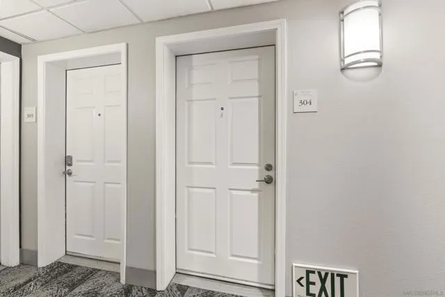https://cdn.realtyfeed.com/cdn/127/306738352/359472ac1ad261caef6b7276bd3ddbee.webp