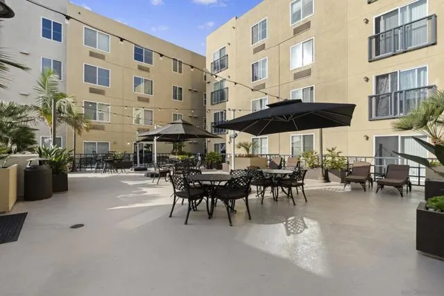 https://cdn.realtyfeed.com/cdn/127/306738352/b83bc7e7aab532abff031b692db1d3c7.webp