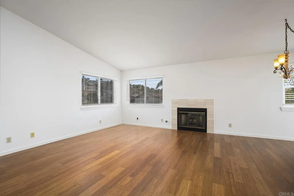 https://cdn.realtyfeed.com/cdn/127/306738359/13ba148da893c9a69c5d9847b03c0663.webp