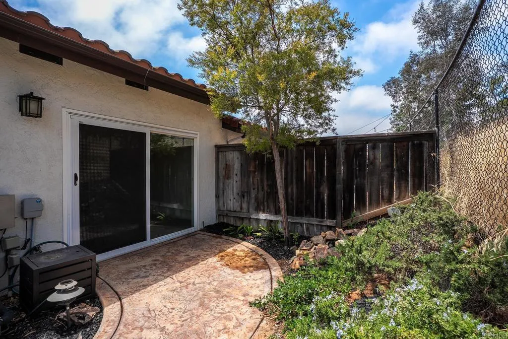 https://cdn.realtyfeed.com/cdn/127/306738359/1b944296405cf90042359b041870209b.webp