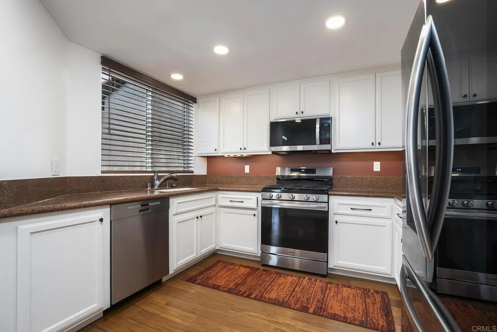 https://cdn.realtyfeed.com/cdn/127/306738359/bf62658fa95af595937286200b9fa35f.webp